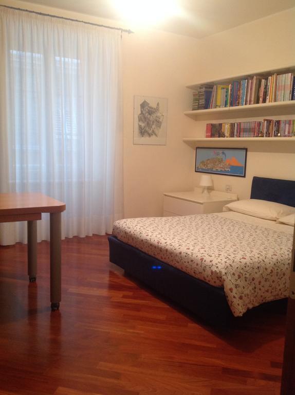 B&B Crispi Trieste Værelse billede